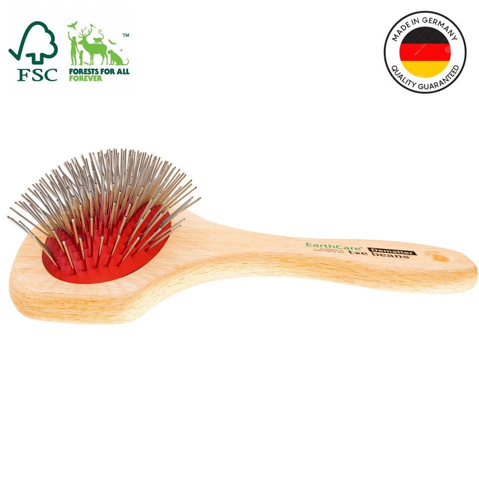Brush and Comb Cleaner with Metal Bristles and Wooden Handle - Made in  Germany