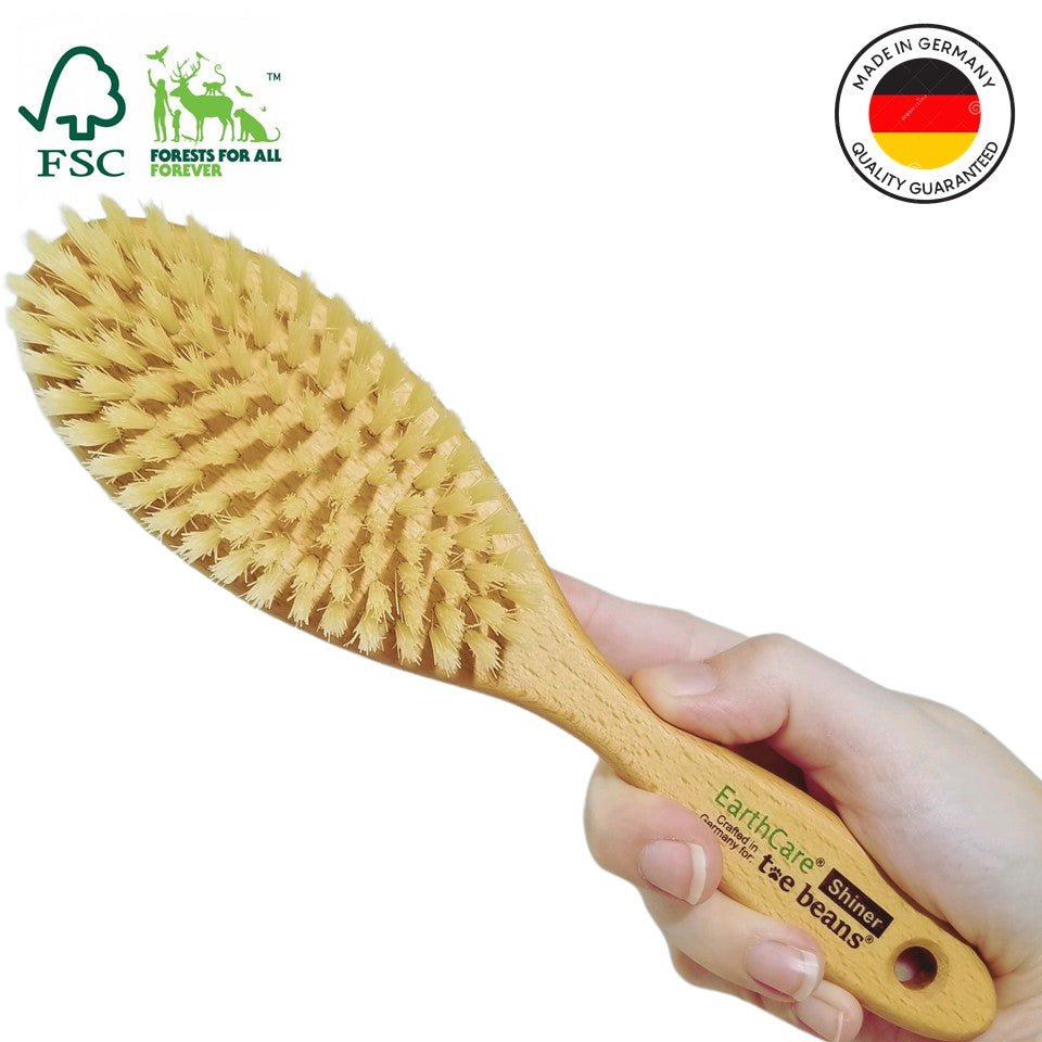 Buy Best Deshedding Cat Brush Natural Fibers toe beans