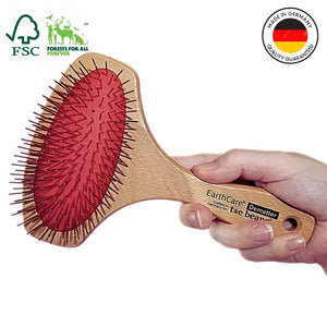 Dog brush with pin bristles, made in Germany